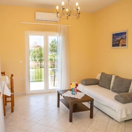 Botzoris Apartments Сидари Екстериор снимка