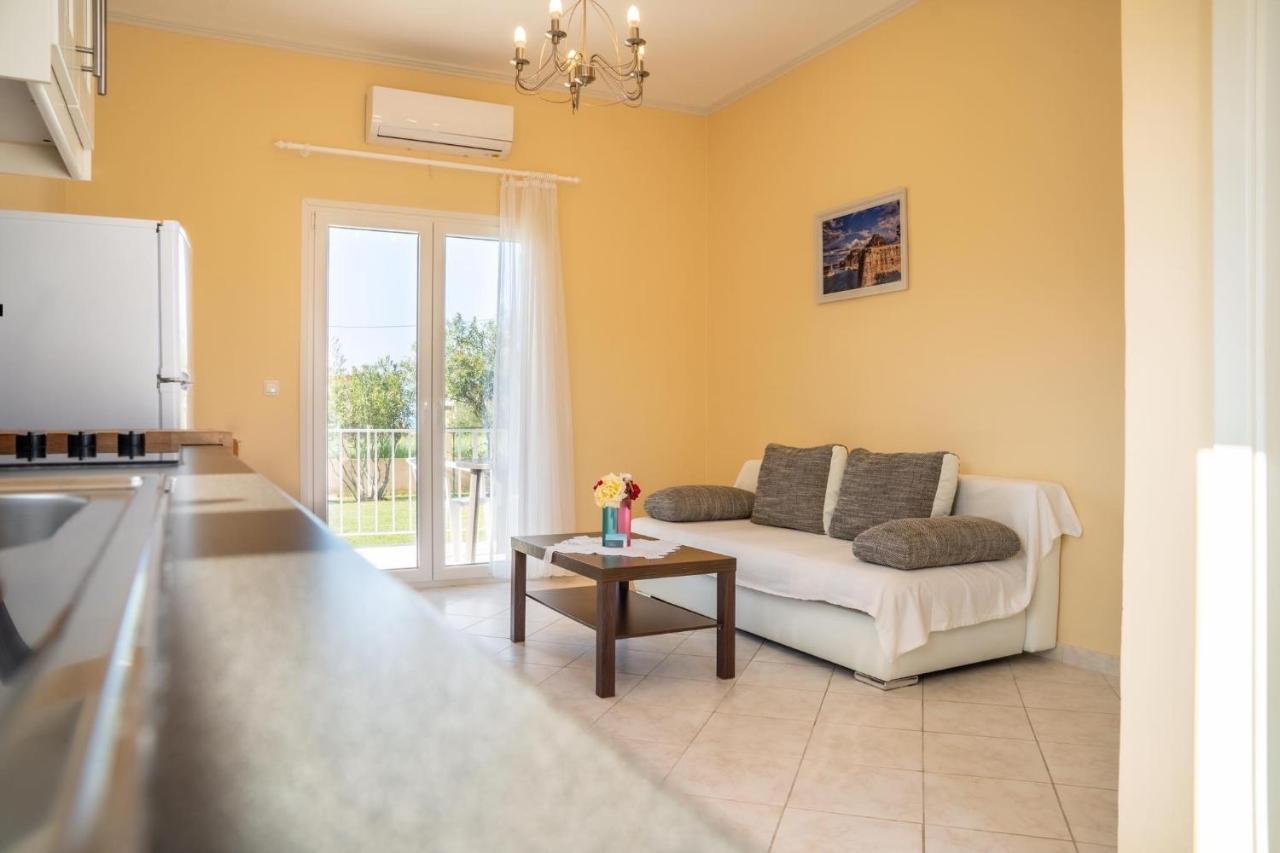 Botzoris Apartments Сидари Екстериор снимка