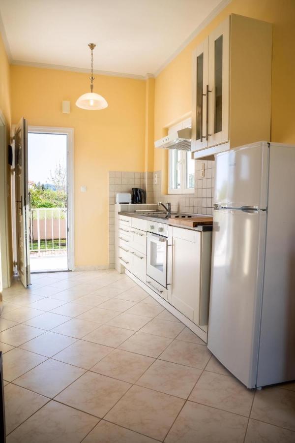 Botzoris Apartments Сидари Екстериор снимка