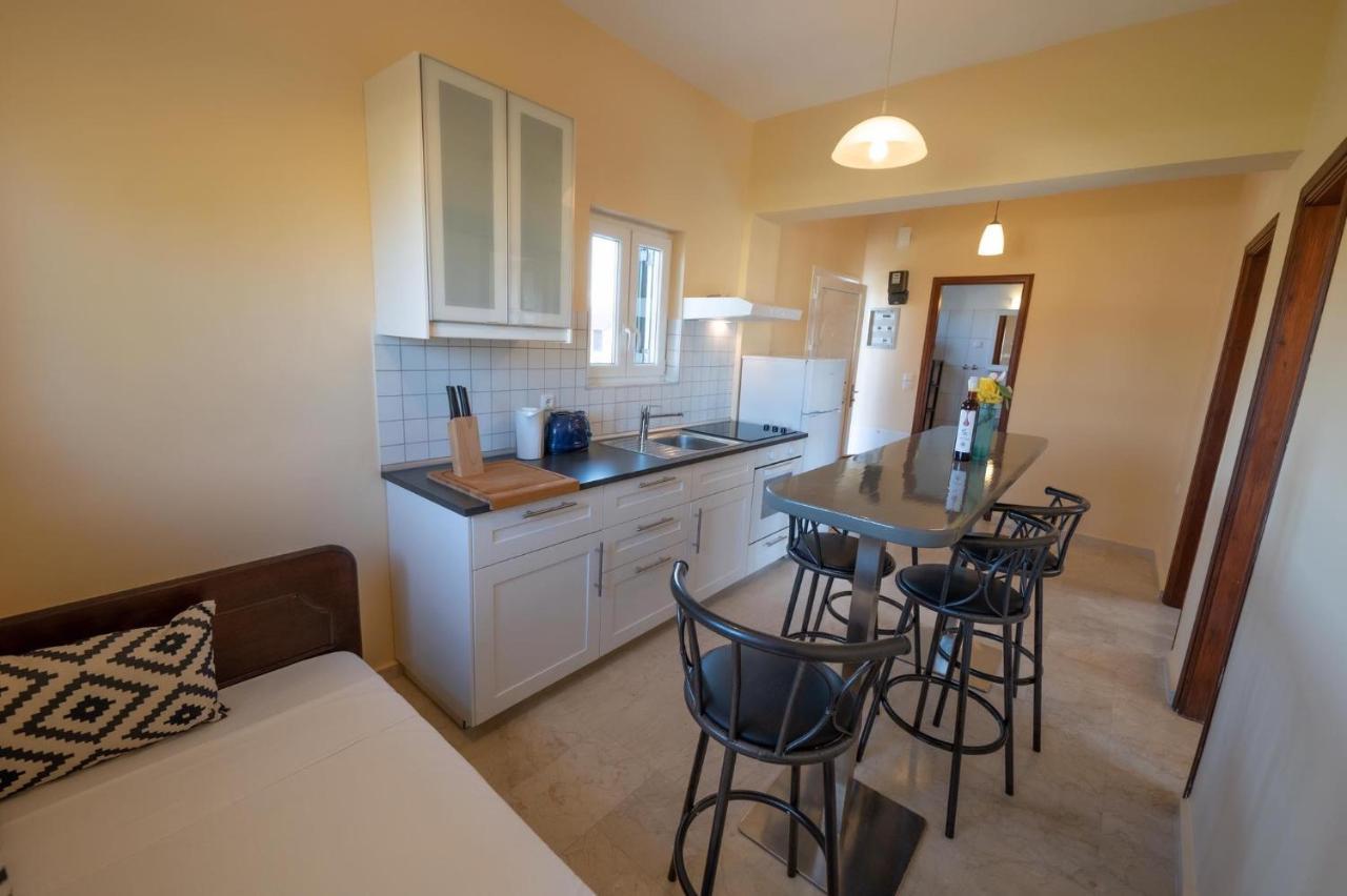 Botzoris Apartments Сидари Екстериор снимка